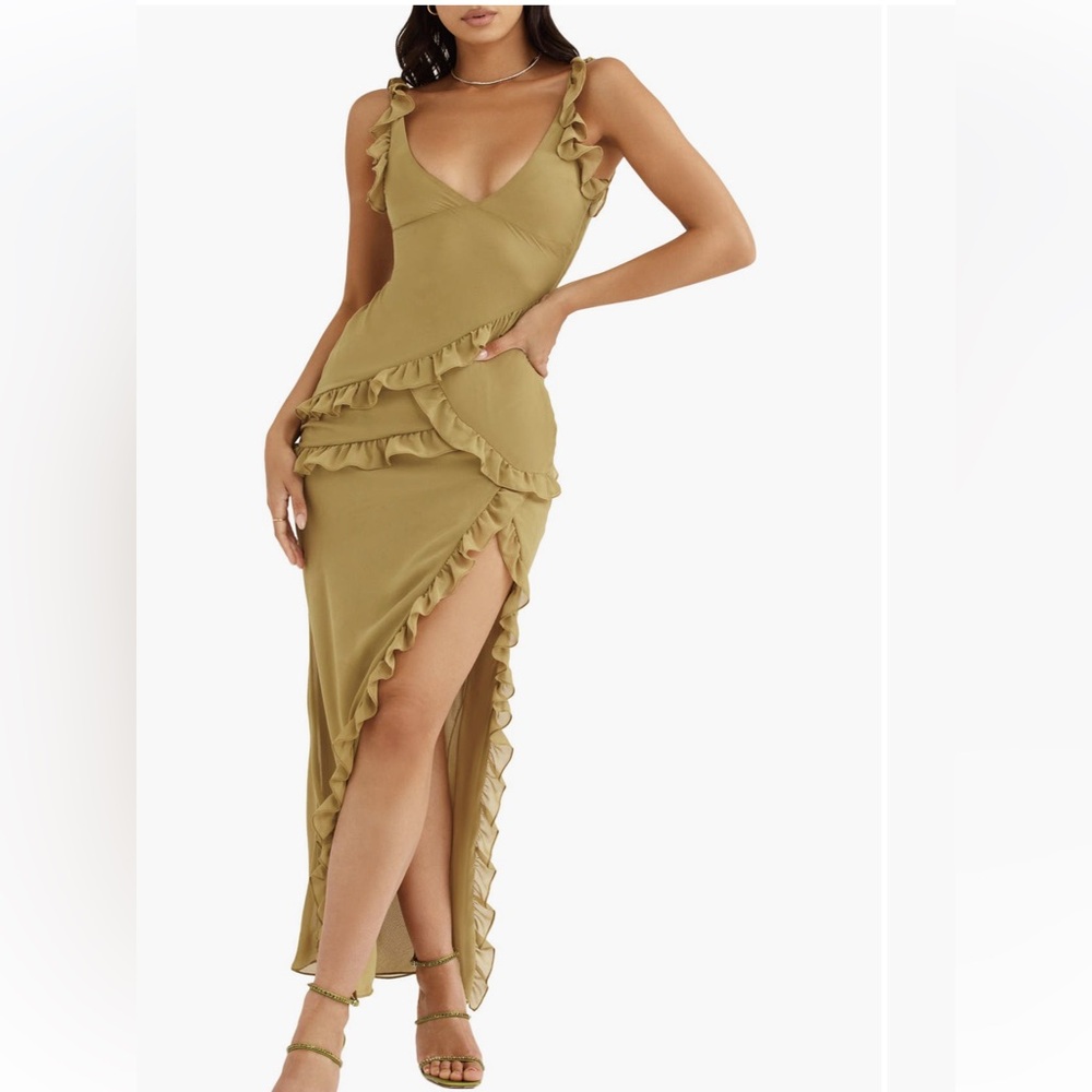 NWOT House of CB Georgette Dress Size Medium